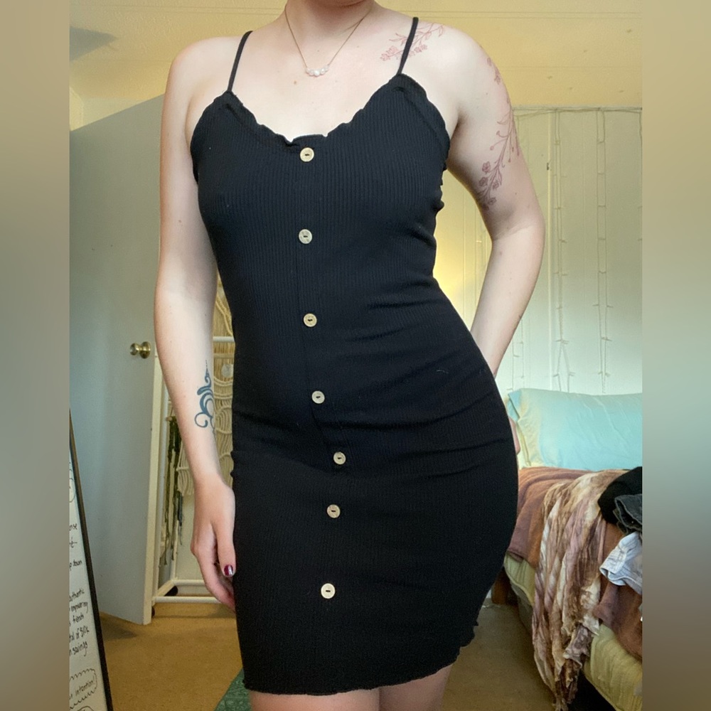 Black button bodycon